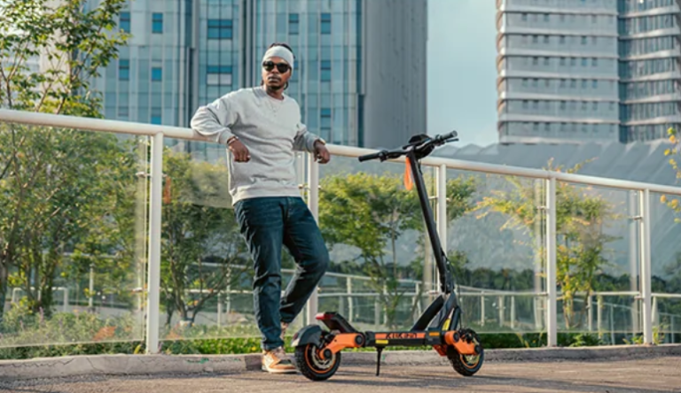 Kugoo KuKirin G3 Electric Scooter 7 slide1