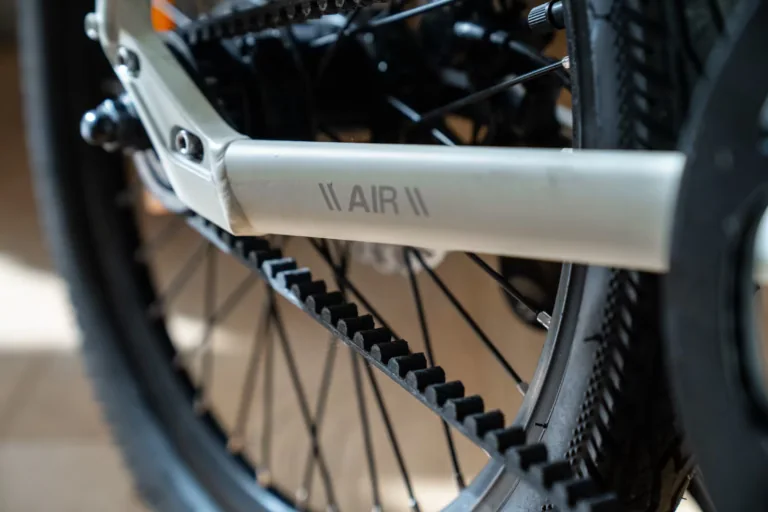 ADO Air 20S Electric Bike 17 KOL00202-ezgif.com-jpg-to-avif-converter