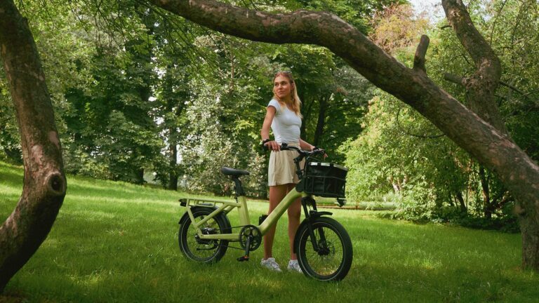 ADO Air One Pro Electric Bike 11 ADO Air One Pro image 1