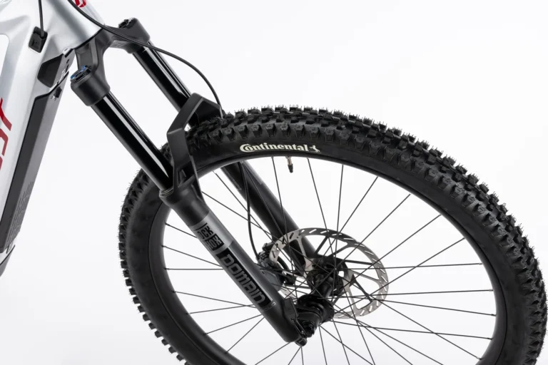 Ghost E-RIOT CF Advanced Electric Bike 8 Ghost E-RIOT CF Advanced front suspension